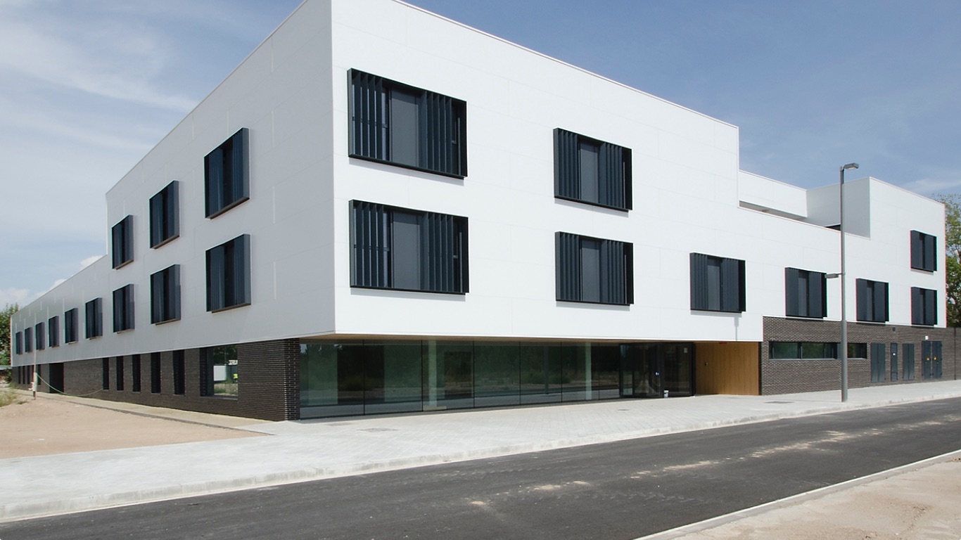 02 Façana exterior de l'edifici