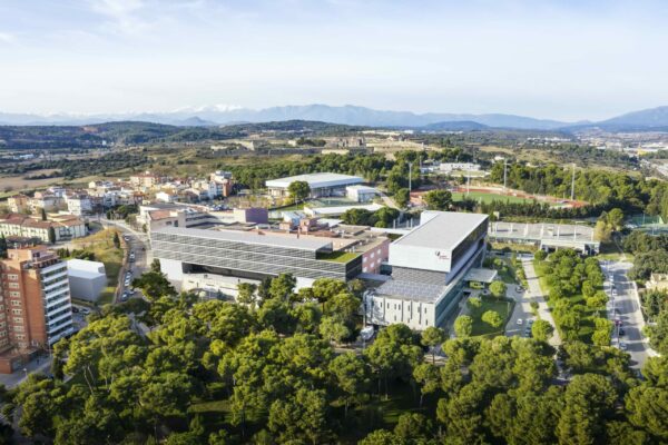 Vista aèria del complex hospitalari acabat.