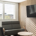 Entrada llum natural als espais comuns